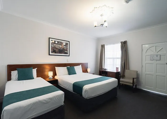 The Rose Hotel & Motel