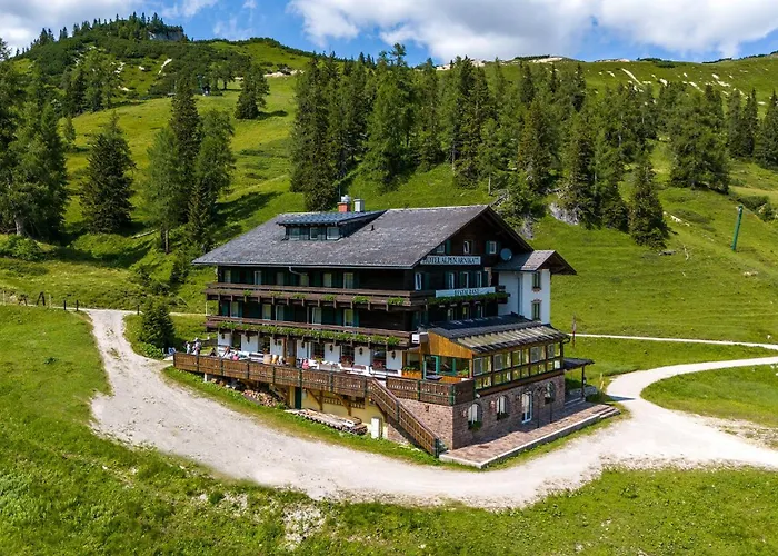 Alpen Arnika Hotel & Restaurant
