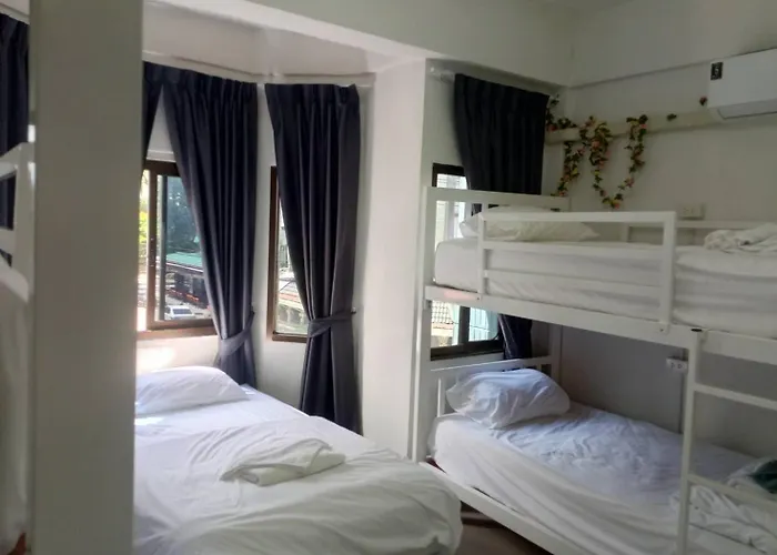 MONTANA Hotel&Hostel Phuket