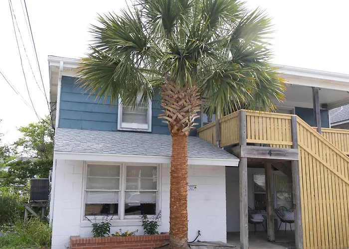 The Little Palm Room - Wrightsville Beach
