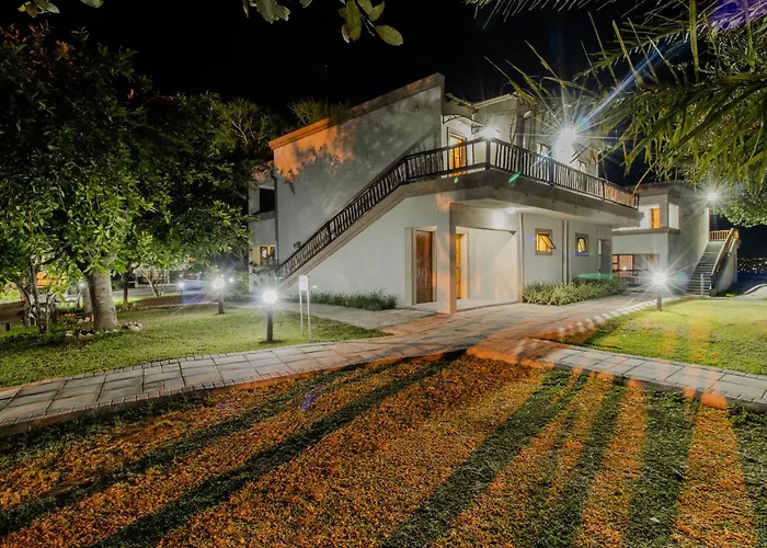 Asante Mountain Lodge