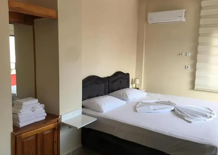 Çilek Otel