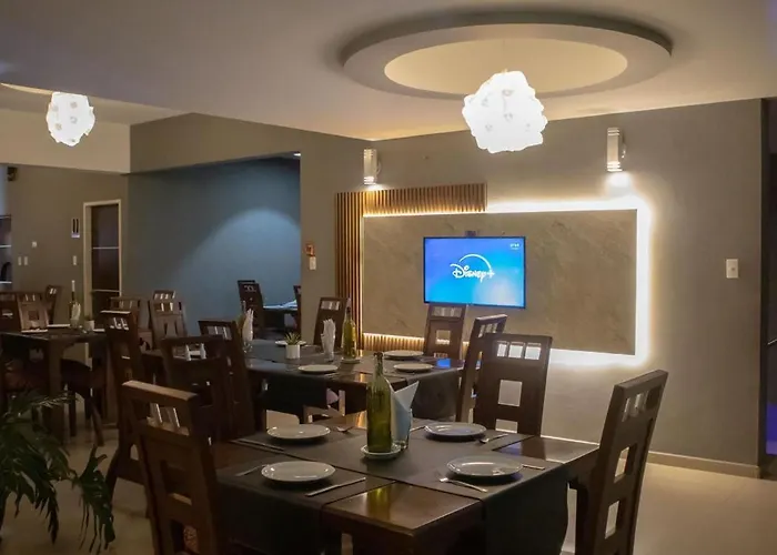 Hotel Los Lirios