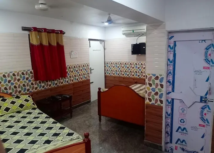 Pph Living Mahalaksmi Lodging
