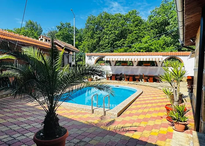 Hotel Eos