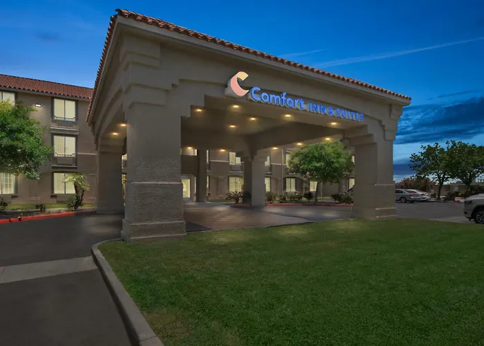Comfort Inn & Suites Lancaster Antelope Valley