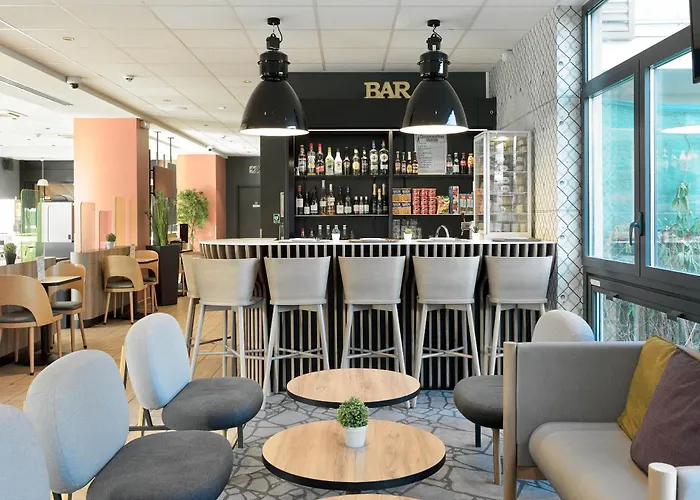 B&B HOTEL Paris Meudon Vélizy