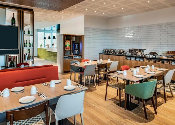 Holiday Inn Express & Suites Reims - Rives De Vesle By Ihg