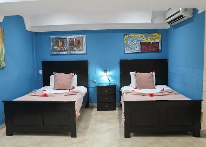 Hotel Plaza Brisas