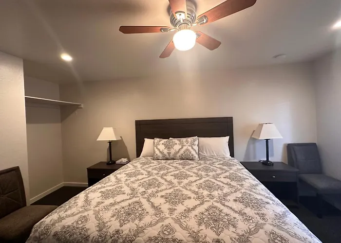 Lee Vining Motel
