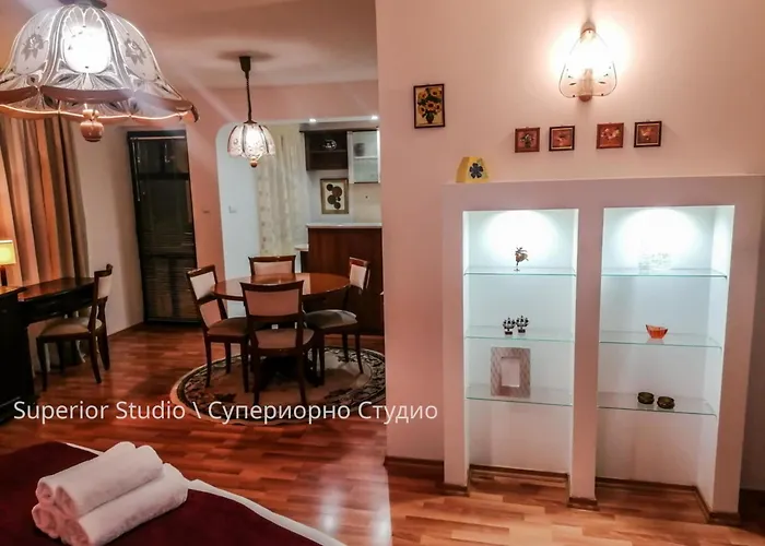 Petkov Family Hotel - Self Check-In