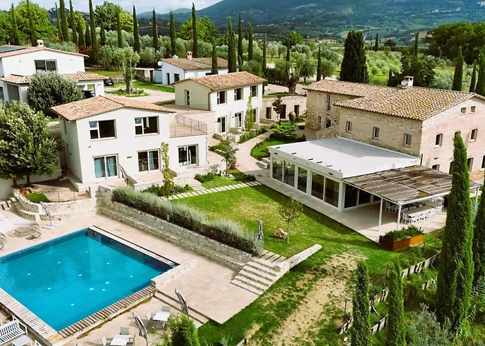 Borgo Del Lago