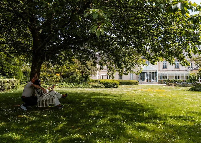 Grand Hotel "Chateau De Sully" - Piscine & Spa -Teritoria