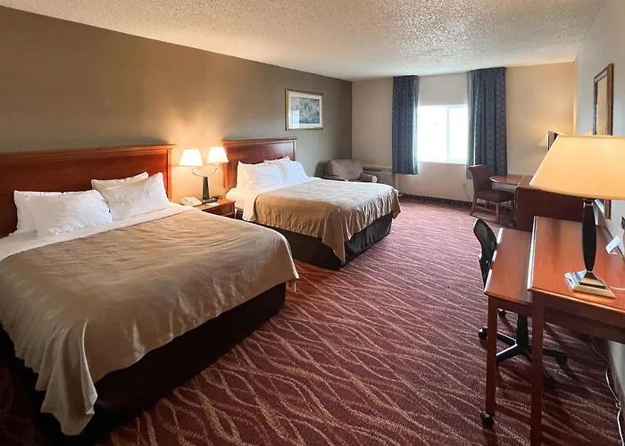 Quality Inn & Suites Grants - I-40