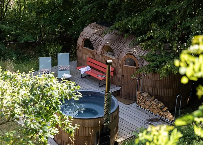 DAS SCHÖNE LEBEN Pop-Up Hotel