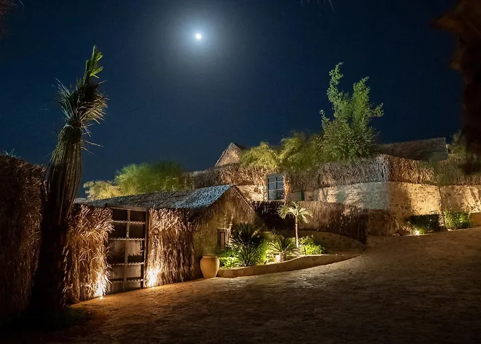 Hatta Village Lodges - Ophiolite
