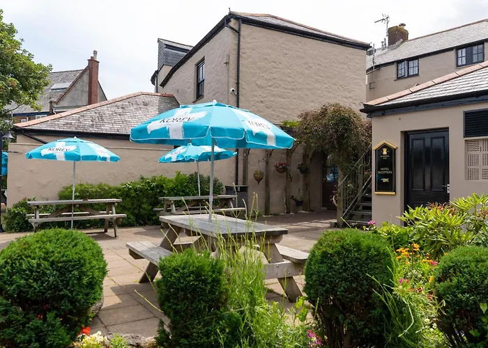 Tyacks Hotel