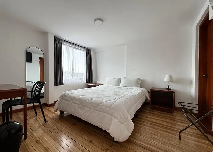 Hostal Comfort Inn Torre A