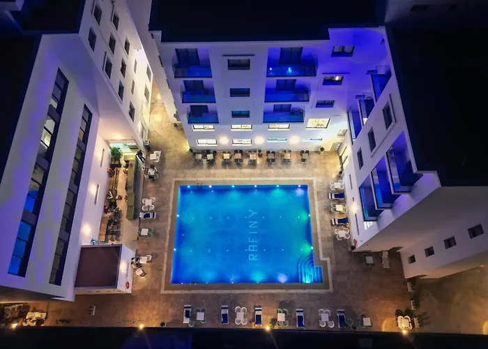 Rafiny Hotel