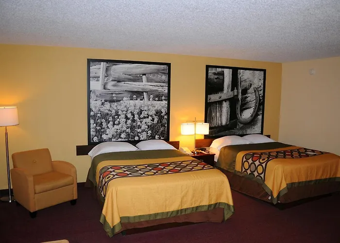 Boarders Inn And Suites By Cobblestone Lamar Missouri