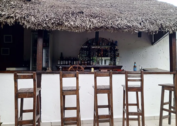Indri Lodge