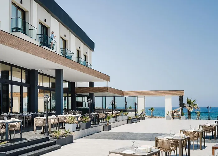 Shayna Beach Club