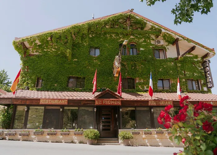 Le Cedrus Hotel