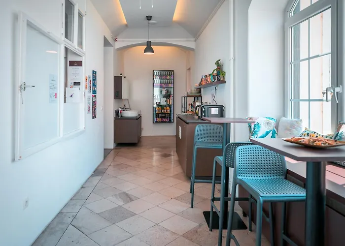 Atik Rooms