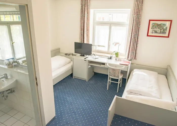 Hotel Gautinger Hof - Ruhig Im Fuenf-Seen-Land Nahe S-Bahn Und Muenchen