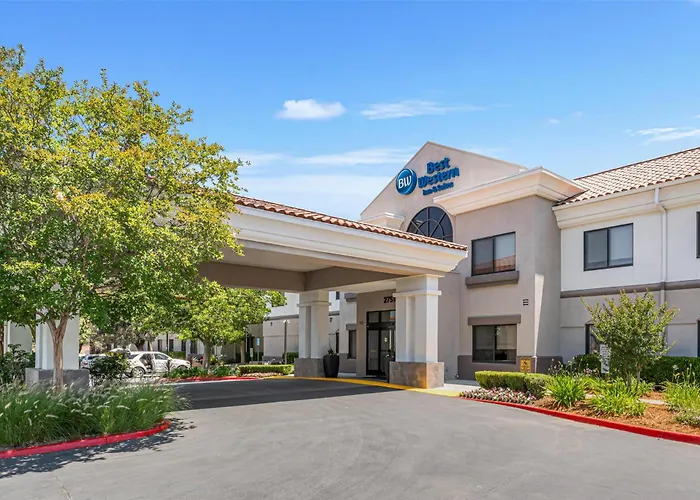 Best Western Valencia/Six Flags Inn&Suites