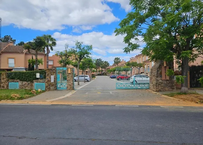 Duplex Nuevo Urb Altavista Vistas Campo De Golf Con Piscina Aire Acondionado Y Wifi -Solo Familias O Pareja- No Grupos