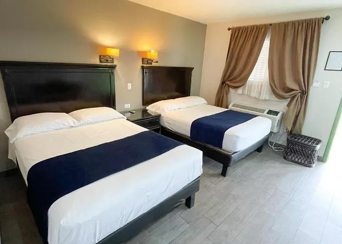 Palms Hotel