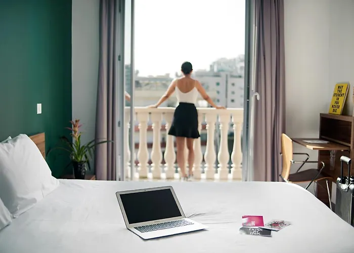 The Social Hub Paris La Defense Extended Stay