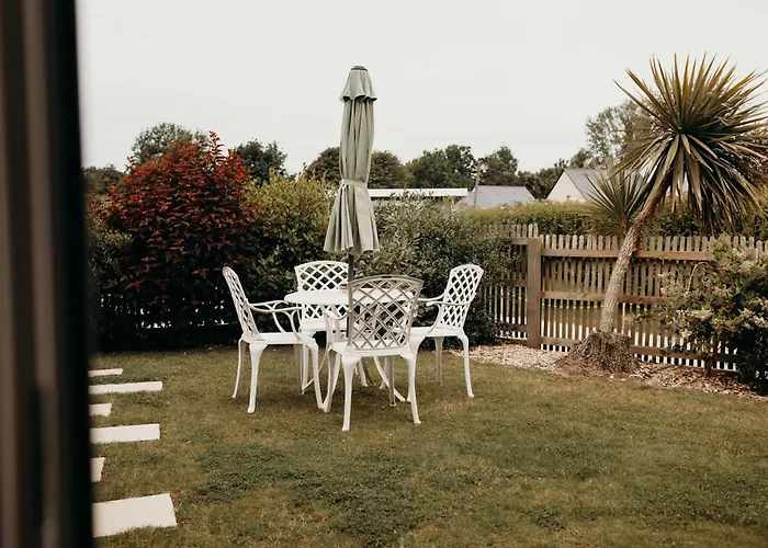 Hôtel Le Chatellier - Piscine chauffée d'avril à octobre