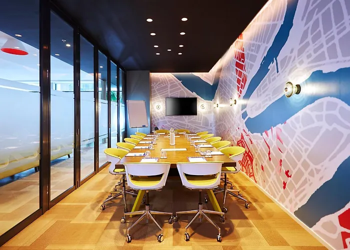 Holiday Inn Express Brisbane Central By Ihg