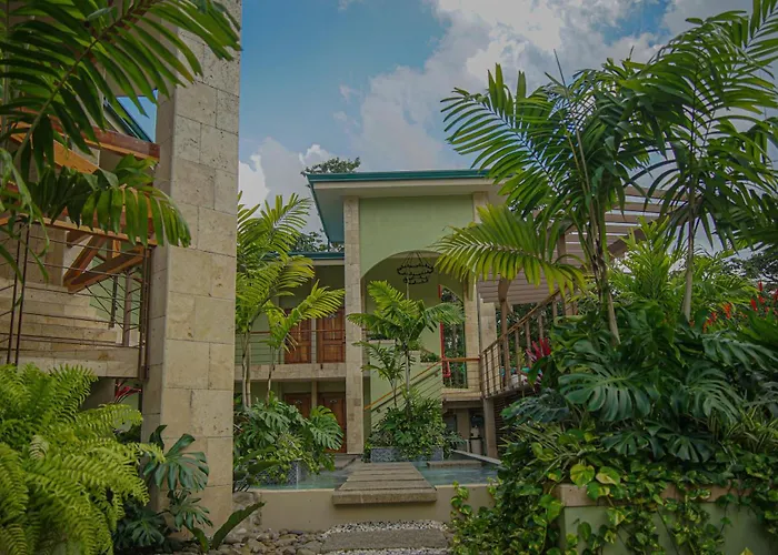 Hotel Mi Linda Tierra