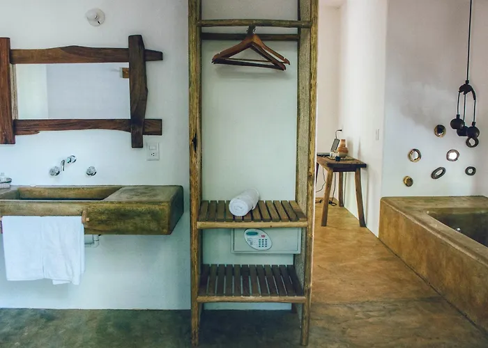 Hotel Descalzo - Adults Only - Beachfront