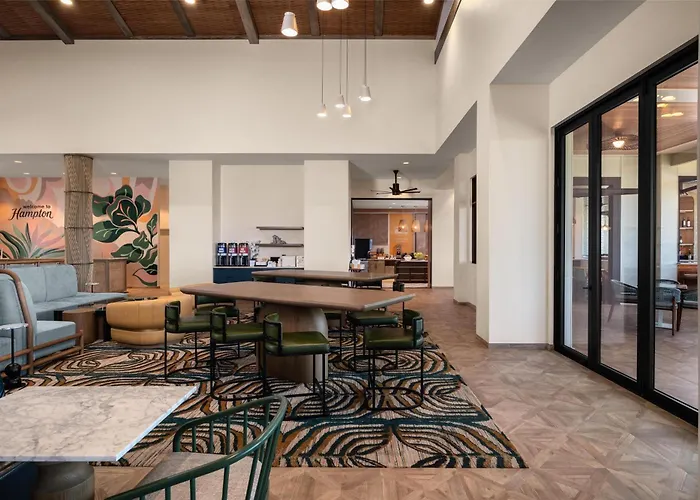 Hampton Inn & Suites Maui North Shore