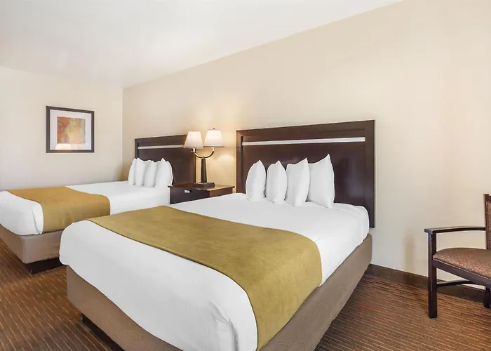 Best Western Luxury Inn
