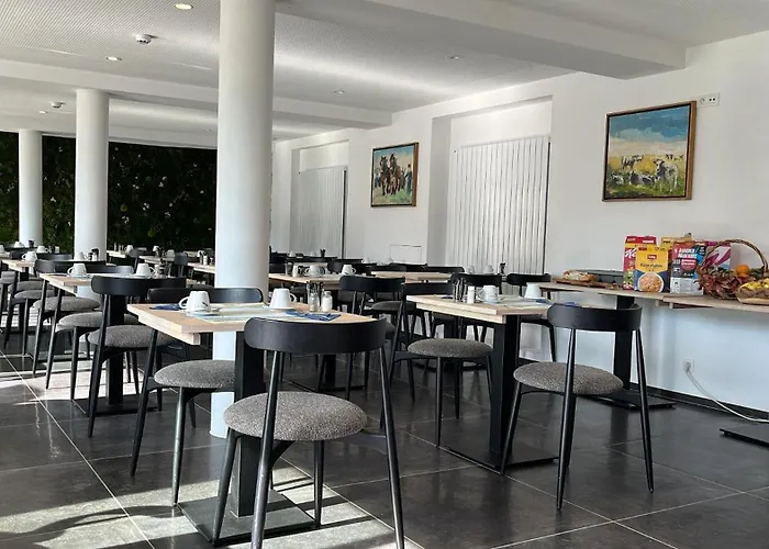 Maison De Vacances Bouillon 30 Personnes