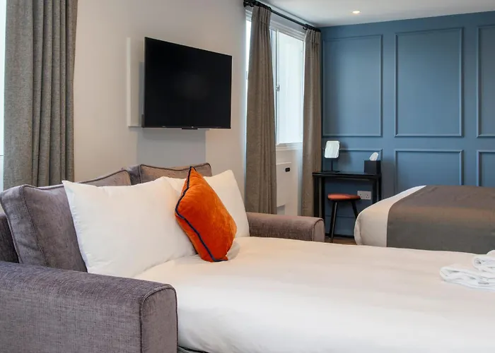 Station Suites Aparthotel