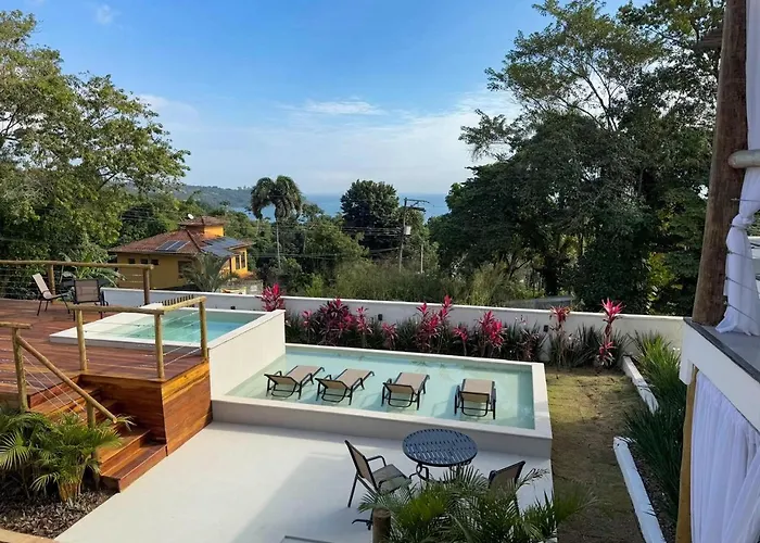 Santomar Guest House