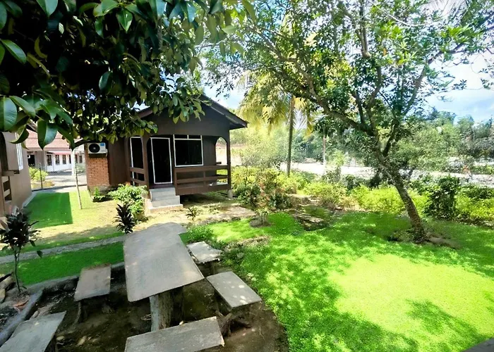 Marang Guesthouse Resort