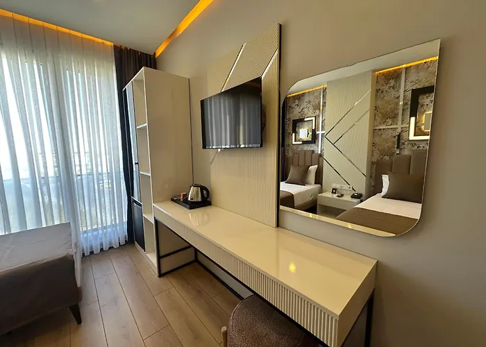 Fourpoints Airport Hotel