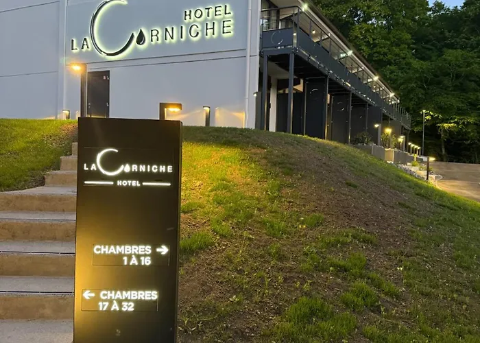 Lacorniche Hotel