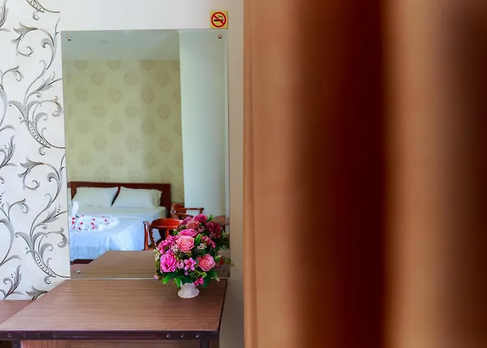 Van Loc Hotel