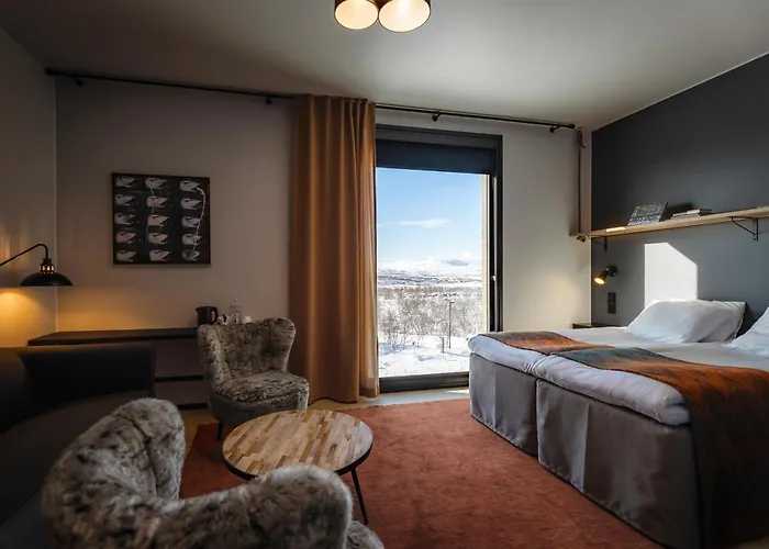 Cahkal Hotel