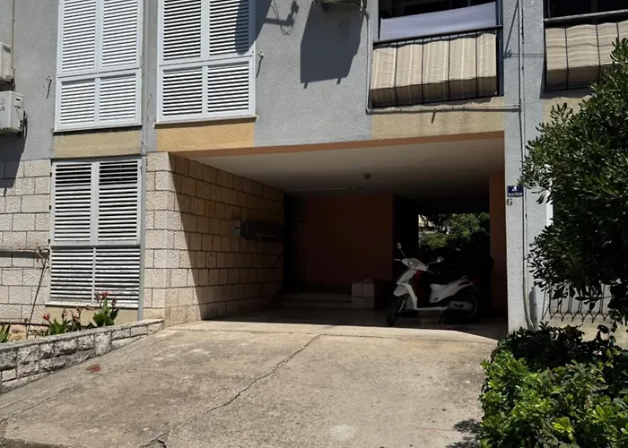 Studio Apartments Anija