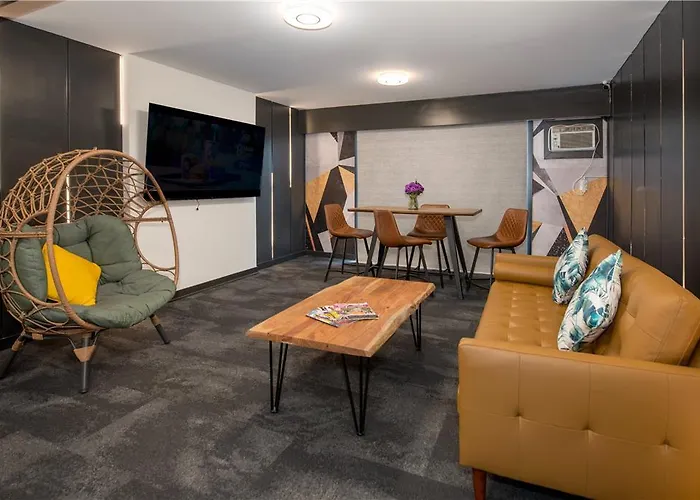 Coast Metro Vancouver Hotel