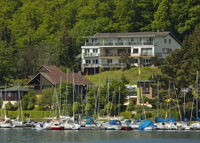 Plusnaturhotel Direkt Am Ederseeufer Waldhotel Wiesemann Und Ferienapartments